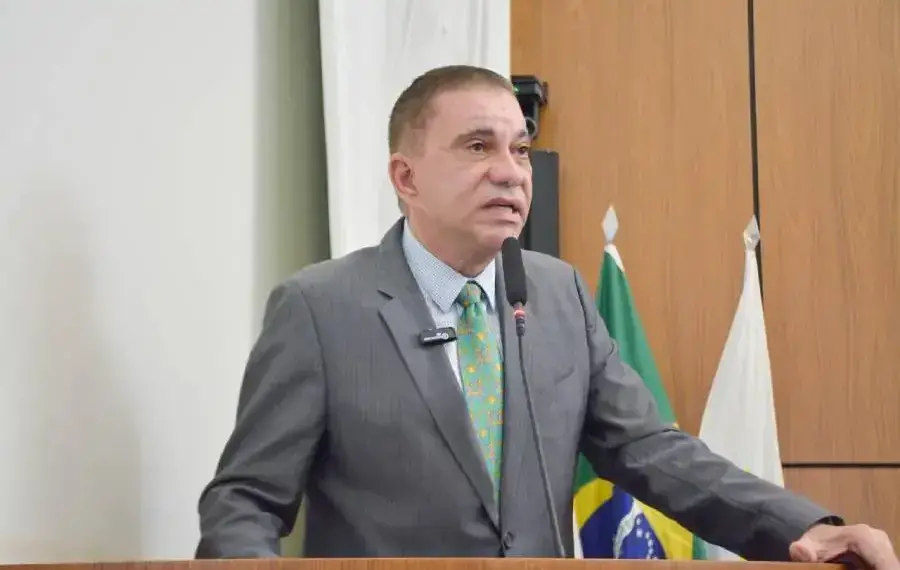 Amastha questiona MP da Educação e defende produtores locais