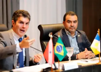 Wanderlei Barbosa debate participação de estados da Amazônia Legal na COP30 em agenda com governador do Pará