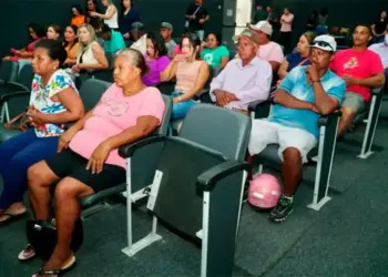 Audiência pública discute inclusão socioprodutiva de catadores e catadoras de materiais recicláveis em Gurupi; veja os próximos passos