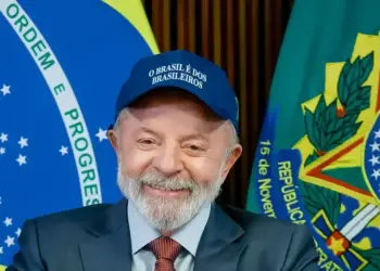Lula diz que “não tem pressa” para aplicar reciprocidade contra os EUA, mas avisa que processo precisar andar