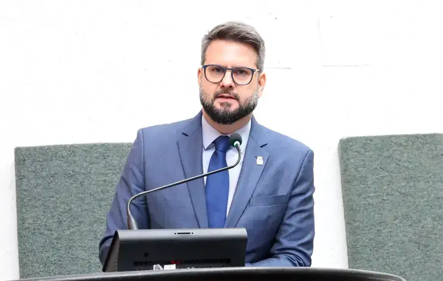 Na tribuna da Aleto, Mantoan propõe a criação do Selo Empresa Amiga do Autista, Cartão Mulher Tocantinense e Auxílio Ampara