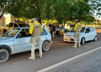 Na temporada de praias, Detran aborda 11,7 mil veículos em 38 dias e soma 74 autuações e 43 prisões