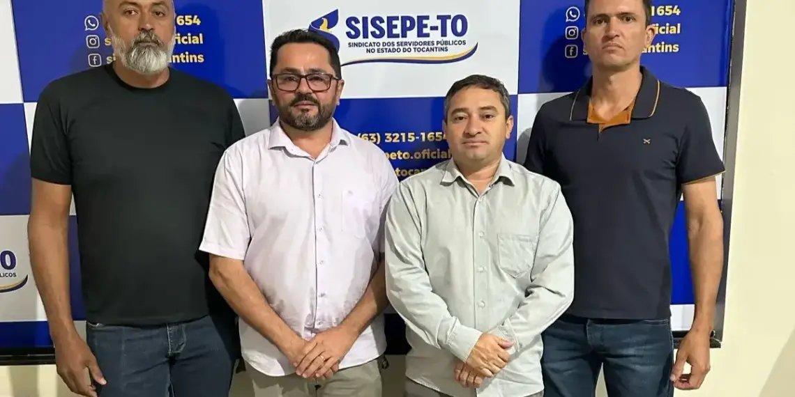 Salários de servidores com mais de 10 anos de carreira estão abaixo de R$ 2 mil, denuncia Sisepe