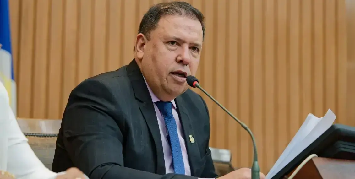 EM OFF | Moisemar, Vilmar, Gipão e Luciano declaram apoio à pré-candidatura de Amélio; Câmara aprova licença para Israel, mas Lei Orgânica é contraditória sobre nomeação do vice de Araguaína em cargos