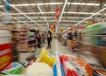 Prévia da inflação oficial de agosto recua 0,14%, diz IBGE