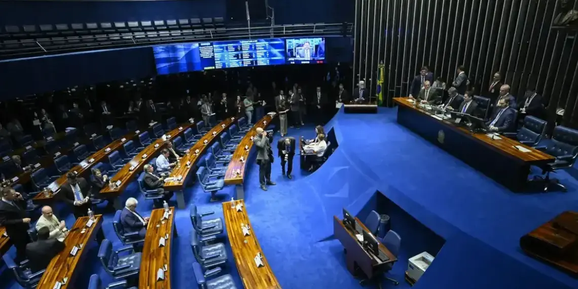 Após obstrução, Senado aprova isenção de Imposto de Renda para quem ganha até dois salários mínimos