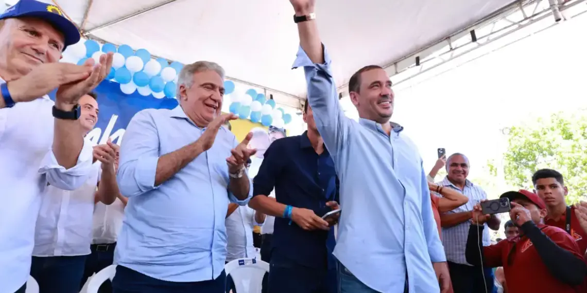 Ao lado de Laurez e Eduardo Siqueira Campos, Vicentinho Jr lança pré-candidatura ao Senado: “Retomamos os passos da boa política”, diz