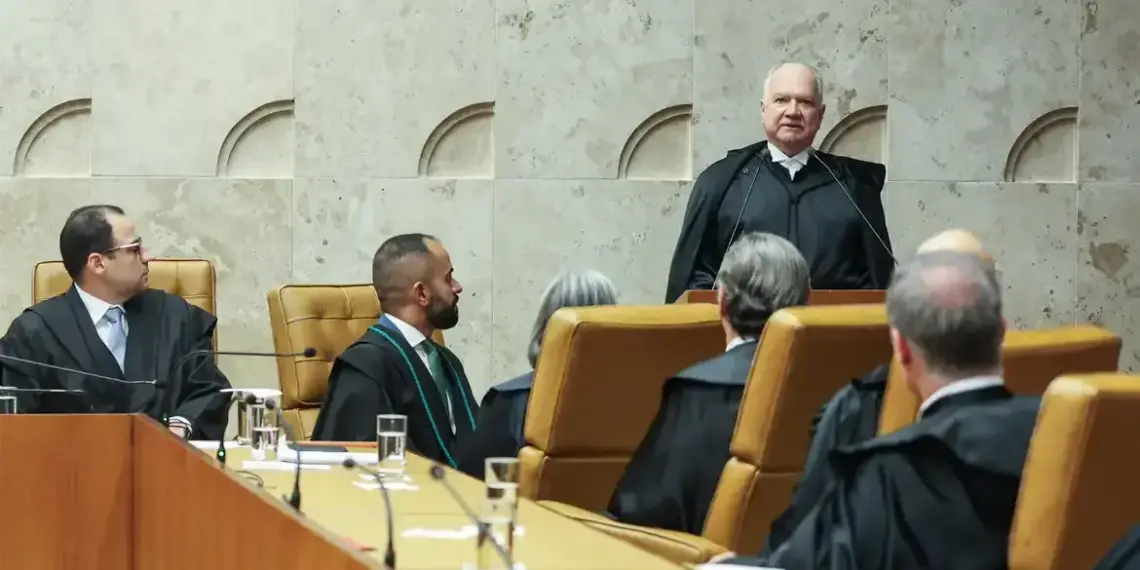 Ao assumir STF, Fachin garante que a Corte não deixará de julgar leis que afrontam a Constituição