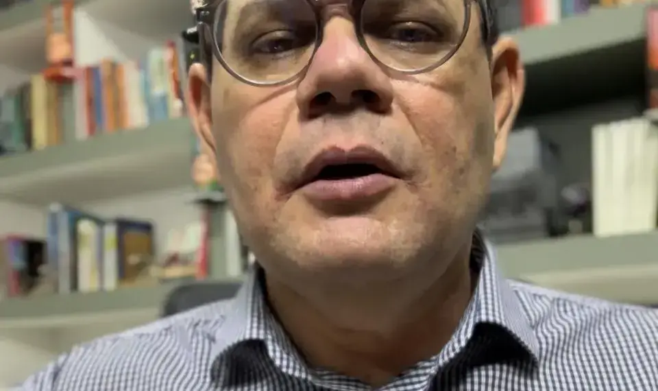 RESUMO | Carta dos vereadores em defesa do prefeito Eduardo exagerou no tom; povo na rua enterra PEC da Bandidagem: que os deputados criem vergonha na cara