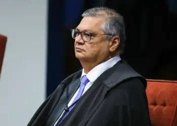 Flavio Dino diz que crimes da trama golpista não podem ser anistiados