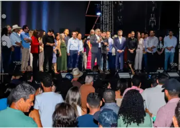 Durante feira de negócios em Paraíso, governador em exercício Laurez Moreira destaca importância da industrialização do Tocantins; “Precisamos apoiar o pequeno produtor”