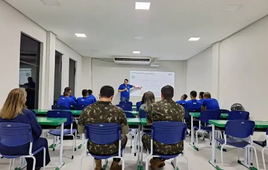 SESI e Exército firmam parceria para ofertar EJA Profissionalizante a soldados em Palma