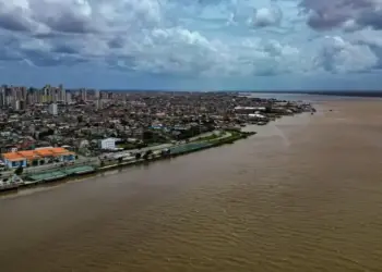 Câmara aprova transferir capital do Brasil para Belém durante COP30