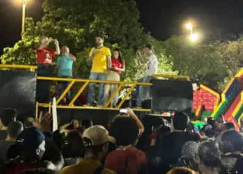 Deputados do Tocantins foram o principal alvo das críticas na manifestação de Palmas contra a PEC da Blindagem