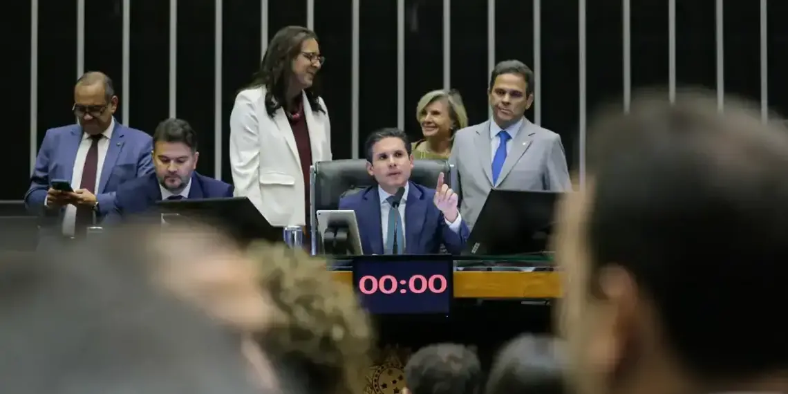 PEC da Blindagem pode barrar ações contra corrupção no uso de emendas