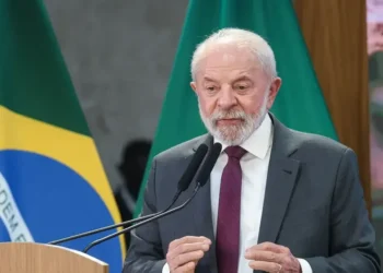 Fome é irmã da guerra, diz Lula no Fórum Mundial da Alimentação