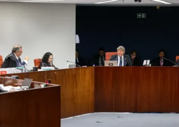 Por 4 votos a 1, STF condena sete réus do Núcleo 4 da trama golpista