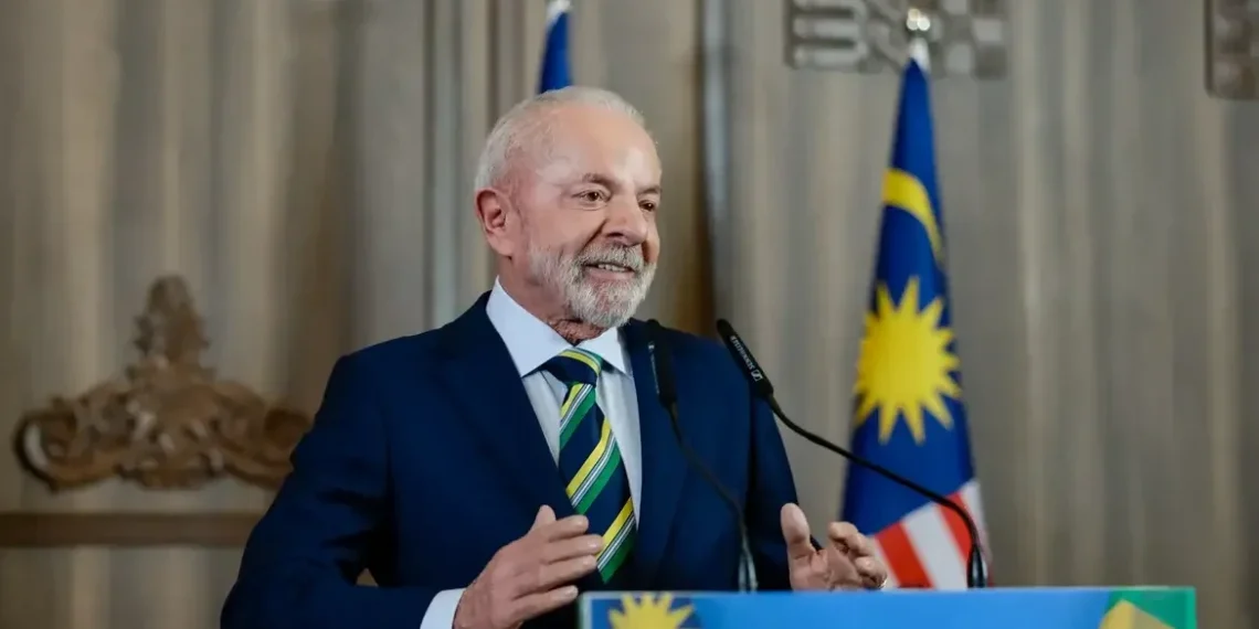 Após reunião com Trump, Lula projeta solução definitiva entre EUA e Brasil em poucos dias