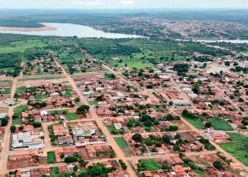 Governo promove ação integrada e leva apoio direto a Aguiarnópolis; confira as linhas de crédito