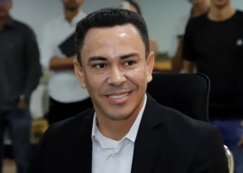 Estado quer concluir análise de mais de 4,6 mil processos de licenciamento ambiental até fevereiro de 2026; força-tarefa inicia nesta segunda-feira