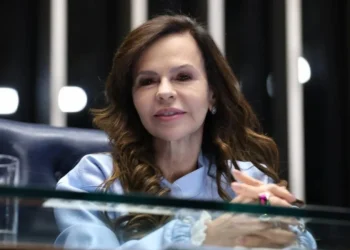 Relatada por Dorinha, Congresso aprova proposta para permitir que nova faixa de isenção do IR tenha duração indeterminada