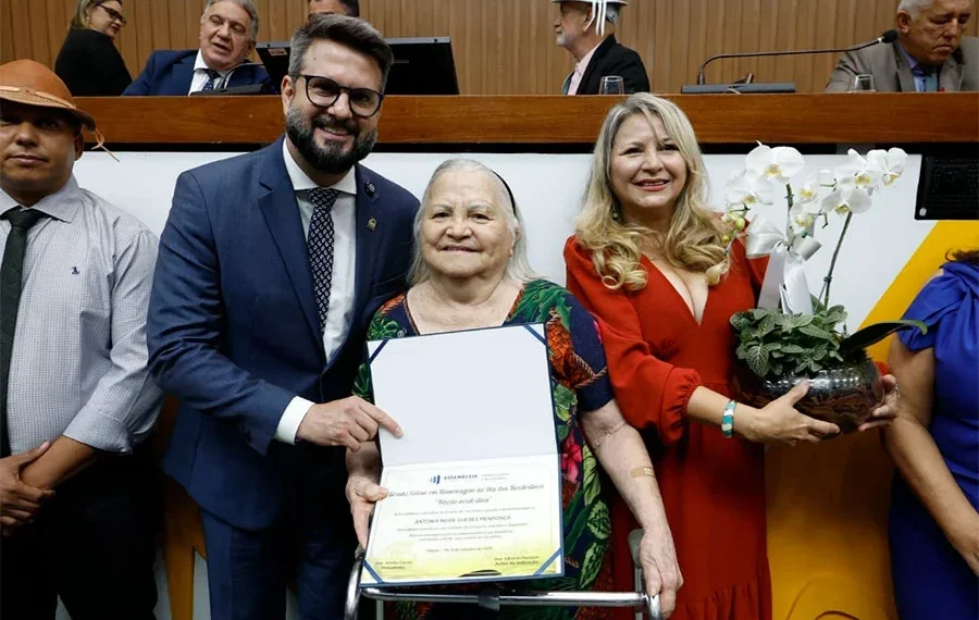 “Vovó da Tapioca” recebe justa homenagem do deputado Mantoan: “Retrato da mulher nordestina”