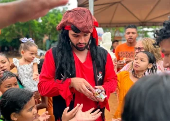 Marcos Júnior comemora Dia das Crianças com famílias da 407 Norte e do Aureny IV