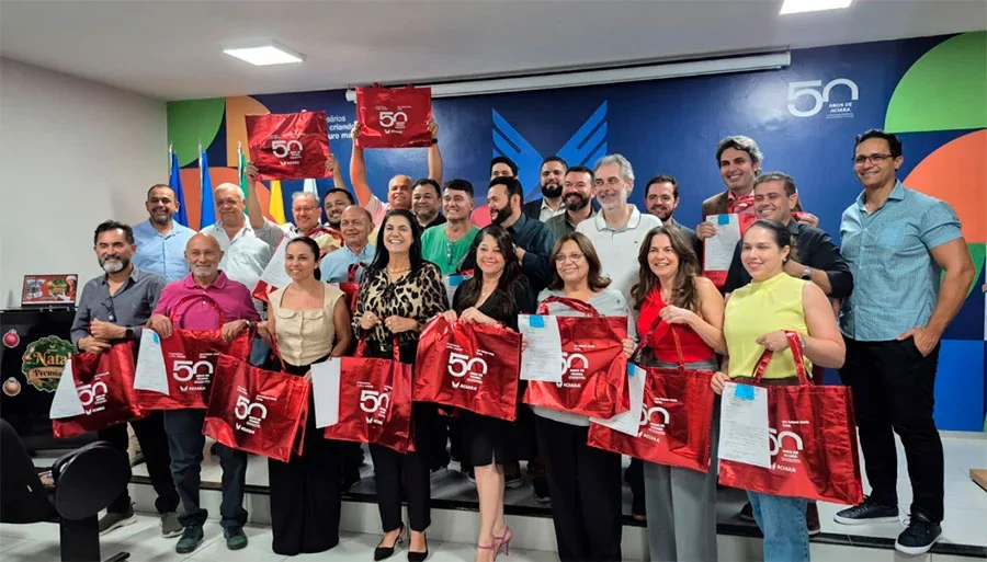 Natal Premiado Aciara 2025 vai sortear 40 prêmios entre consumidores e vendedores do comércio local; veja quais são eles
