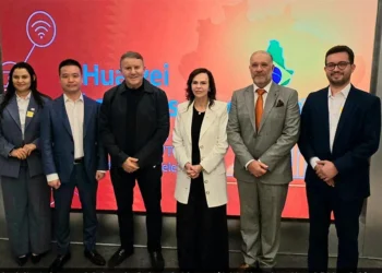 Palmas será a primeira capital a receber projeto piloto de conectividade educacional em parceria com empresa chinesa de tecnologia