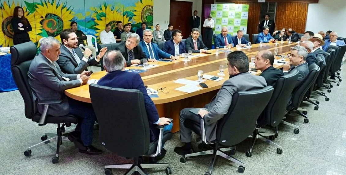 Comissão de Finanças sedia debate técnico com Poderes para discutir repasses legais na LDO de 2026