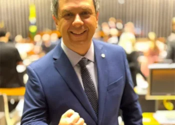 Câmara aprova projeto de Tiago Dimas que propõe descarte obrigatório das garrafas de vidro de bebidas alcoólicas