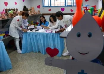 Brasil lidera desinformação sobre vacina na América Latina, diz estudo; 40% das fakes news circulam no Telegram