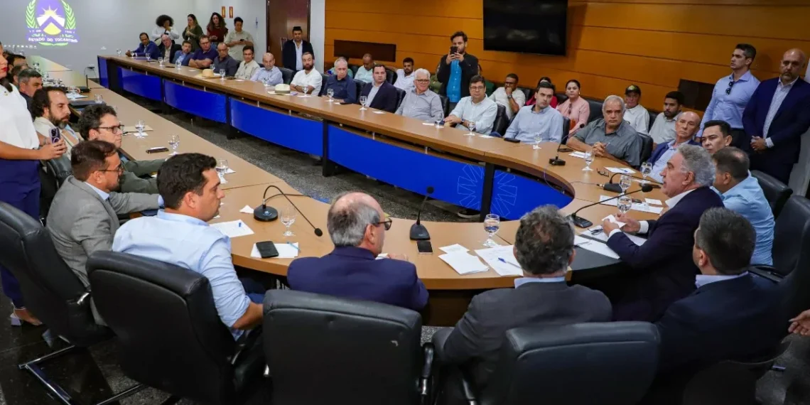 Estado anuncia mutirão para analisar mais de 4,6 mil processos de regularização ambiental pendentes e promete revisão do ZEE e REDD+ com entidades do agro