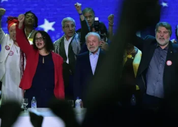 Lula defende que “nenhum presidente” deve dar palpite sobre Venezuela