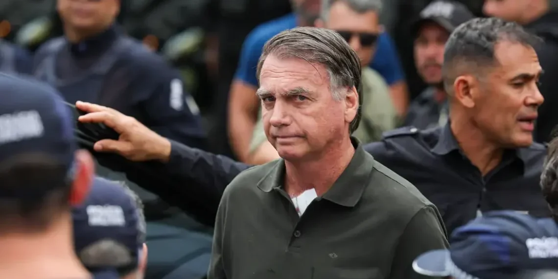 Bolsonaro cita paranoia em audiência de custódia, mas prisão é mantida; defesa pede domiciliar
