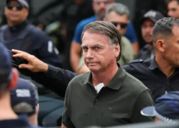 Bolsonaro cita paranoia em audiência de custódia, mas prisão é mantida; defesa pede domiciliar