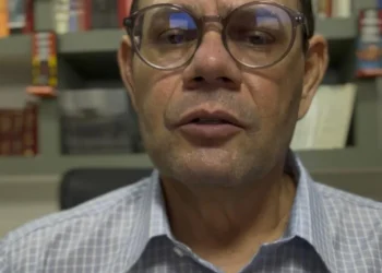 RESUMO | Após feriadão prolongado, semana começa com Mantoan cotado para governo Laurez e STF mandando Bolsonaro para a cadeia