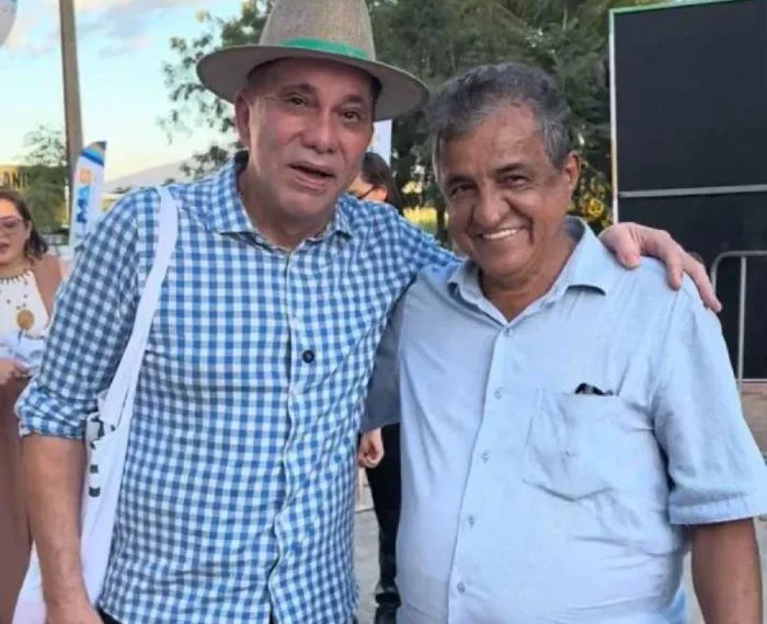 Amastha parabeniza Antônio Jorge Godinho por liderança no agronegócio e inauguração do novo tatersall