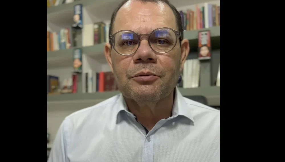 RESUMO | Prefeito de Xambioá e Gaguim se criticam publicamente e Alexandre Guimarães tira “casquinha”; aliados de Dorinha não gostam da ideia de Wanderlei no palanque da senadora; prefeito Eduardo e deputada Janad dão exemplo de civilidade