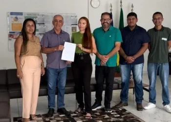 Dianópolis protocola 235 processos do Bela Vista II e avança na entrega de títulos de regularização fundiária