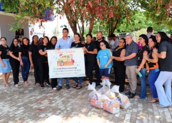 Resultado do Futebol Solidário, senador Irajá entrega 3 toneladas de alimentos para quatro entidades em Porto Nacional
