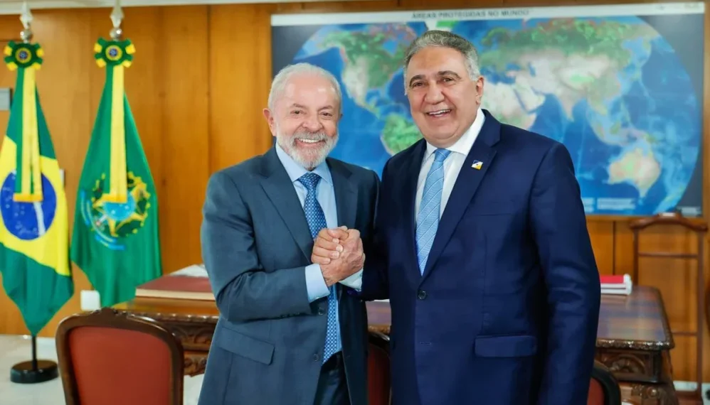 Presidente da República, Lula da Silva, com o governador em exercício do Tocantins, Laurez Moreira (Foto: Ricardo Stuckert/Presidência da República)