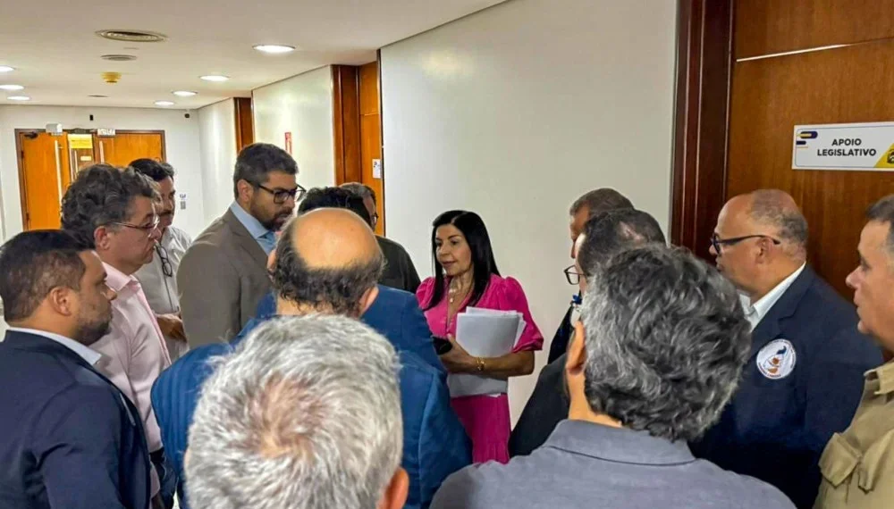 Entidades garantem ter apresentado proposta viável para implementação do Teto Único; Casa Civil marca reunião para o dia 25