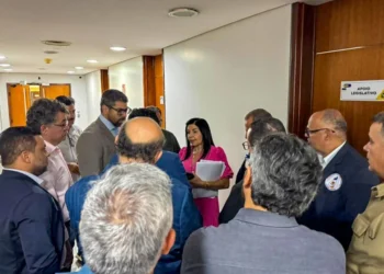 Entidades garantem ter apresentado proposta viável para implementação do Teto Único; Casa Civil marca reunião para o dia 25