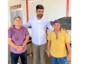 Em vídeo, prefeito de Carmolândia, que acusa governo Laurez de pressão, agradece secretário Halum por atender o município