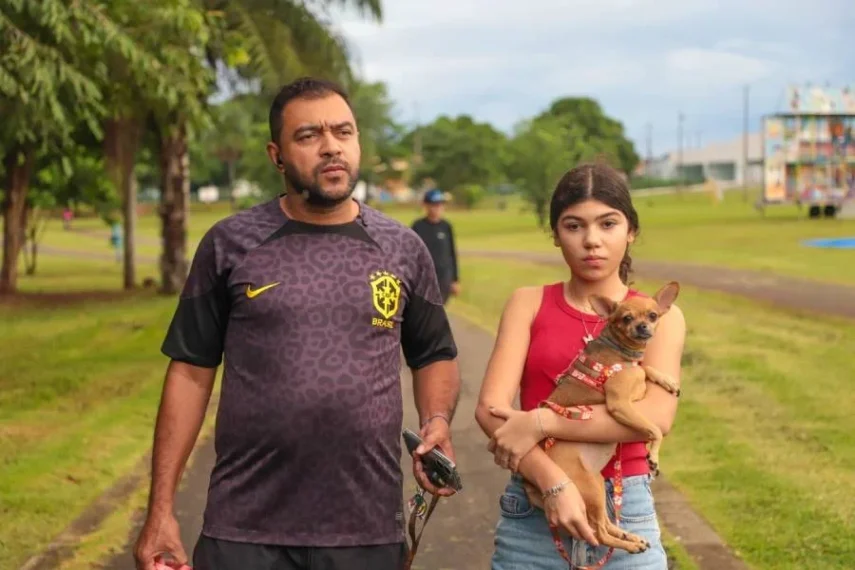 Prefeitura realiza operação para fiscalizar uso da focinheira em cães de grande porte em locais públicos de Araguaína