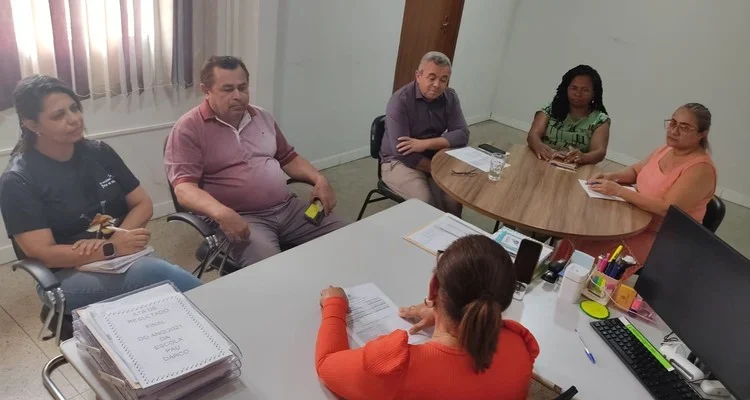 Em reunião com Sintet, prefeito de Porto Nacional se compromete a incluir progressões da categoria na folha de janeiro