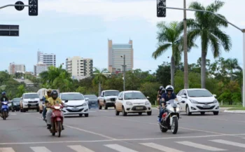 Detran alerta proprietários de veículos com placas de final 0 e 9 que prazo para pagar licenciamento sem multas e juros termina dia 15