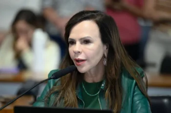 Projeto relatado por Dorinha reconhece professores da educação infantil como carreira do magistério