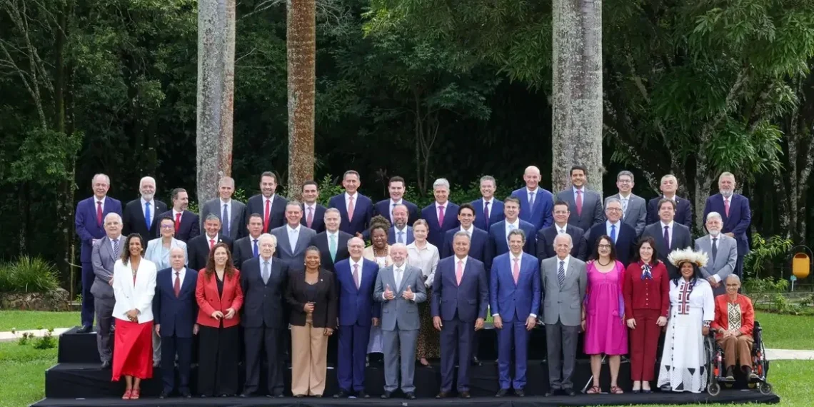 Em última reunião ministerial, Lula diz que 2026 será o ano da verdade e quer que governo alcance a “narrativa correta”